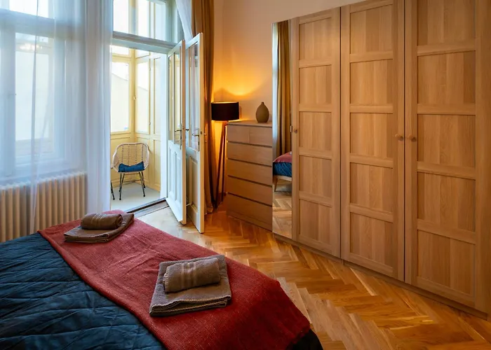شقة Old Town - 3 With 2 Bathroom & Balcony *