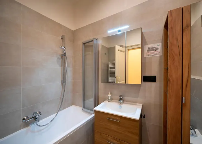 شقة Old Town - 3 With 2 Bathroom & Balcony براغ