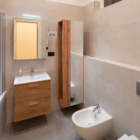 Old Town - 3 2 Bathroom Balcony Apartman *