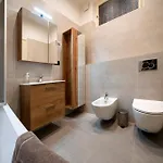 Old Town - 3 With 2 Bathroom & Balcony 布拉格
