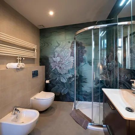 Old Town - 3 With 2 Bathroom & Balcony 28 Rijna براغ