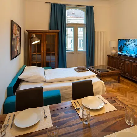 شقة Old Town - 3 With 2 Bathroom & Balcony 28 Rijna براغ