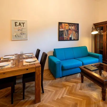 Old Town - 3 With 2 Bathroom & Balcony 28 Rijna * براغ