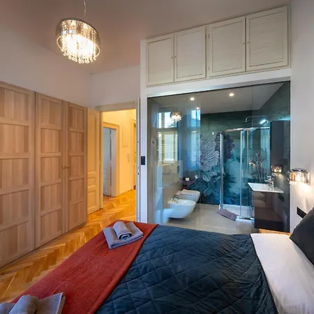 Old Town - 3 With 2 Bathroom & Balcony 28 Rijna شقة براغ